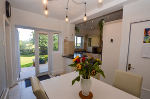 Kitchen/Diner- click for photo gallery